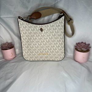 MICHAEL MICHAEL KORS Briley Small Logo Messenger Bag